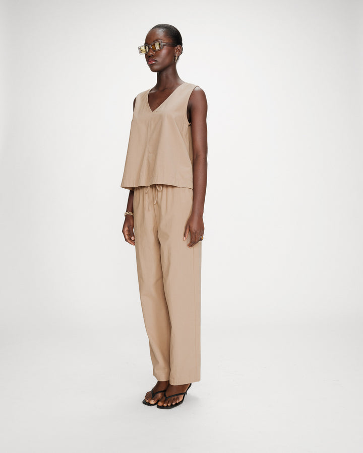 Top en coton sans manches col V sable Vagabond