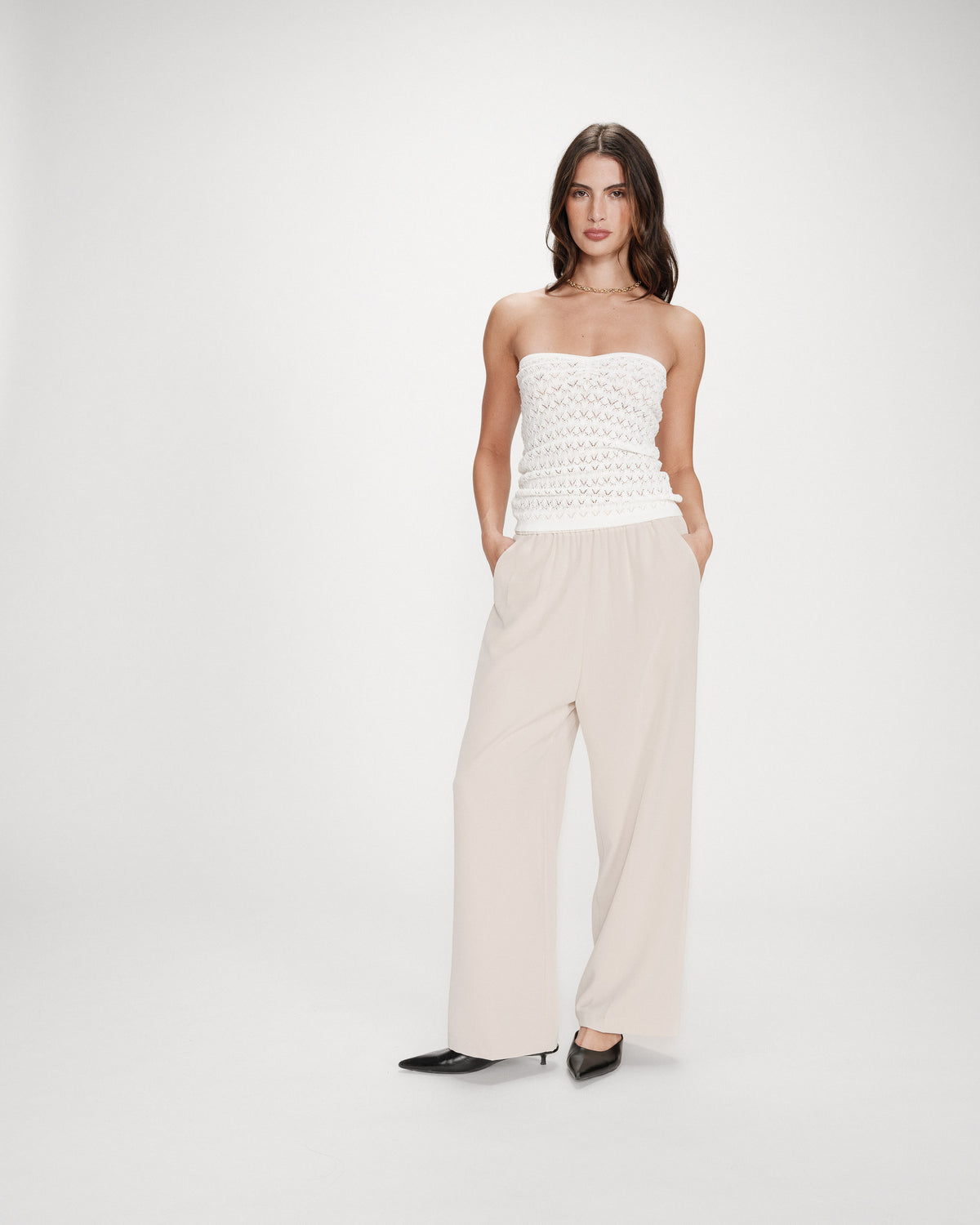 Fitted knit sweetheart bustier top ecru Valazzio