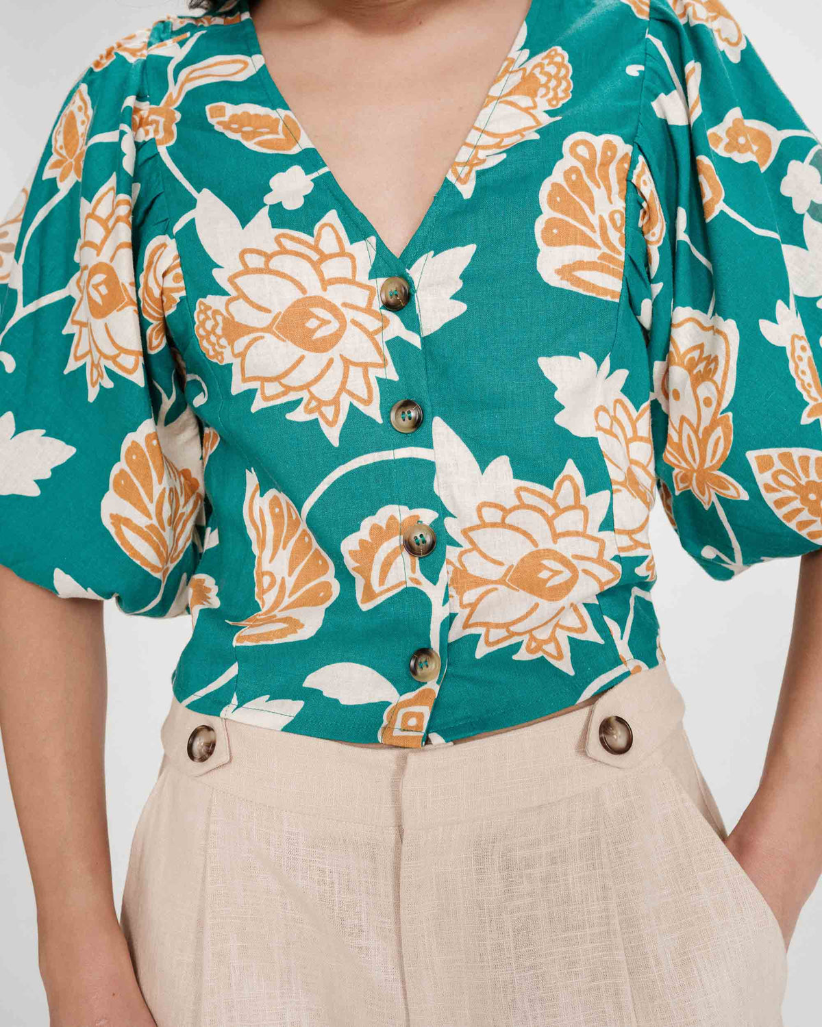 Floral linen V-neck top vert Vahe