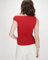 Top drapé asymétrique près du corps rouge Vodia