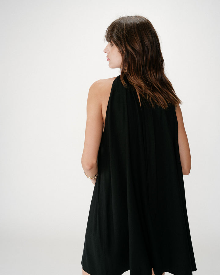 Robe courte évasée en lin dos à nouer noir Whola
