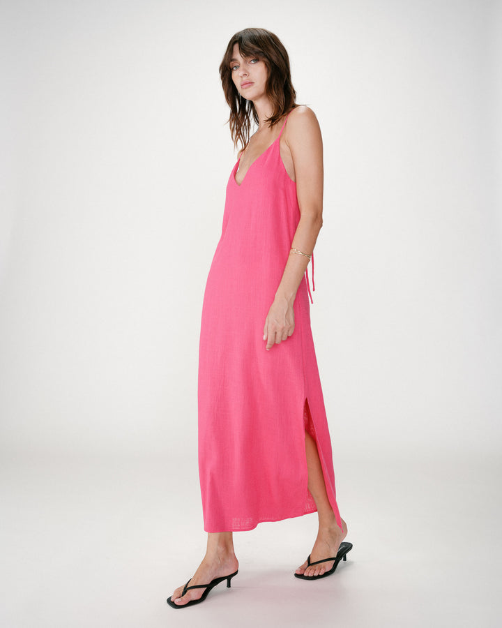 Robe longue en lin col V dos nu à nouer fuchsia Wendra