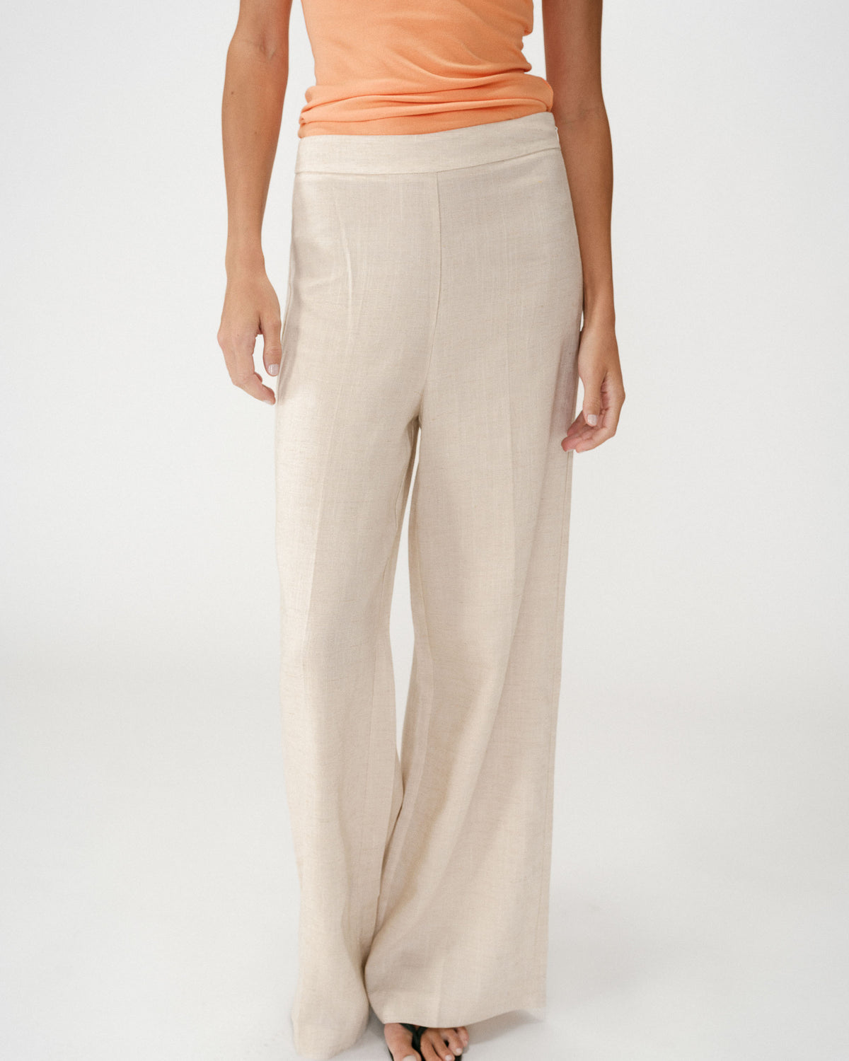 Pantalon droit taille haute jambes larges en lin sable Wesley