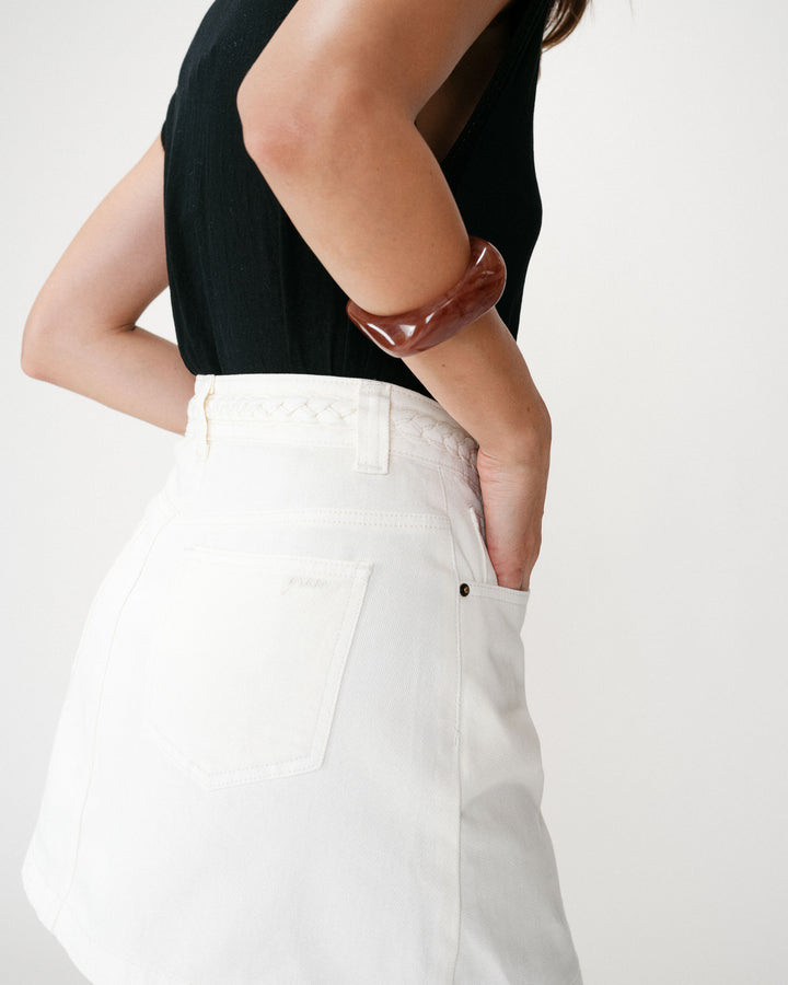 Jupe courte en jean taille haute ecru Whitney