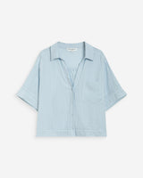 Chemise large manches courtes détails dentelle ciel Winka