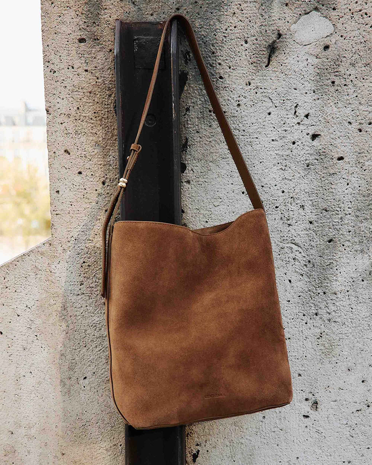 Leather Bucket Bag camel Le come